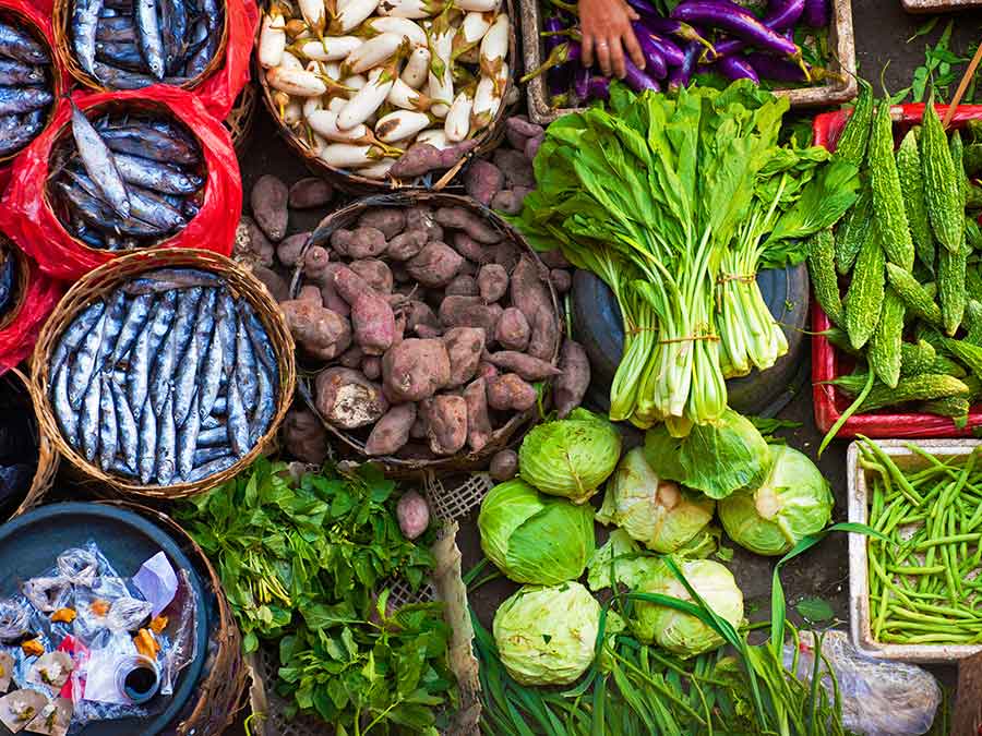 Veggies and fish in Balinese market